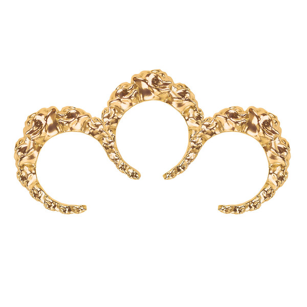 Find me in the Rose Garden Ring - golden
