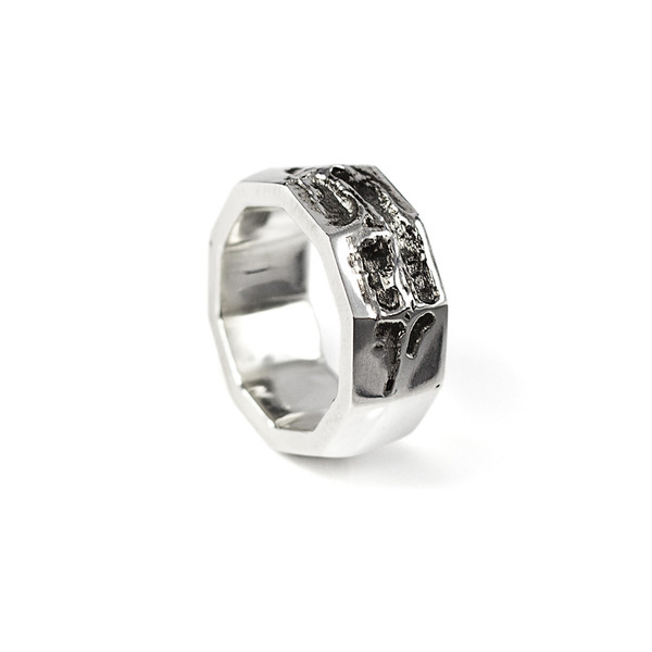 Via Api Silver Ring
