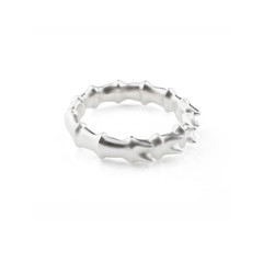 Stackable Thorn Ring - silver